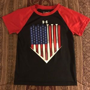 Boys Under Armour Top